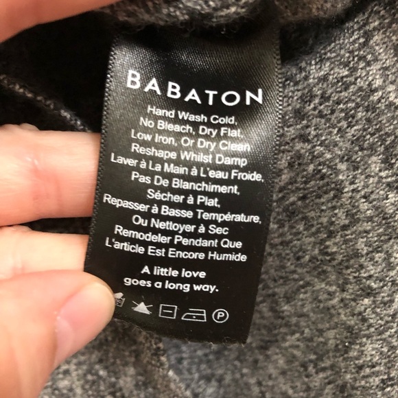 Babaton xs sweater - Picture 4 of 5